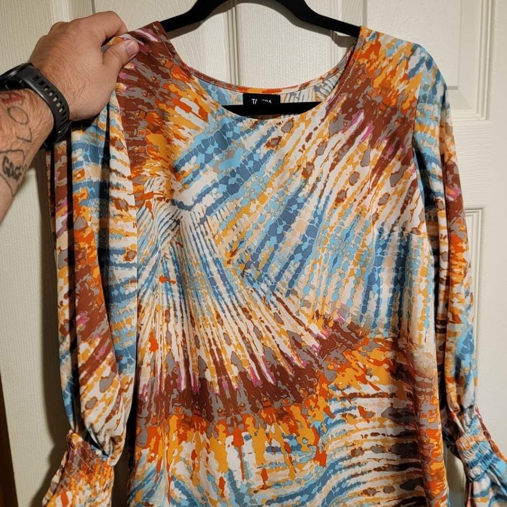 Multi-Colored Flair Sleeve Blouse (M)